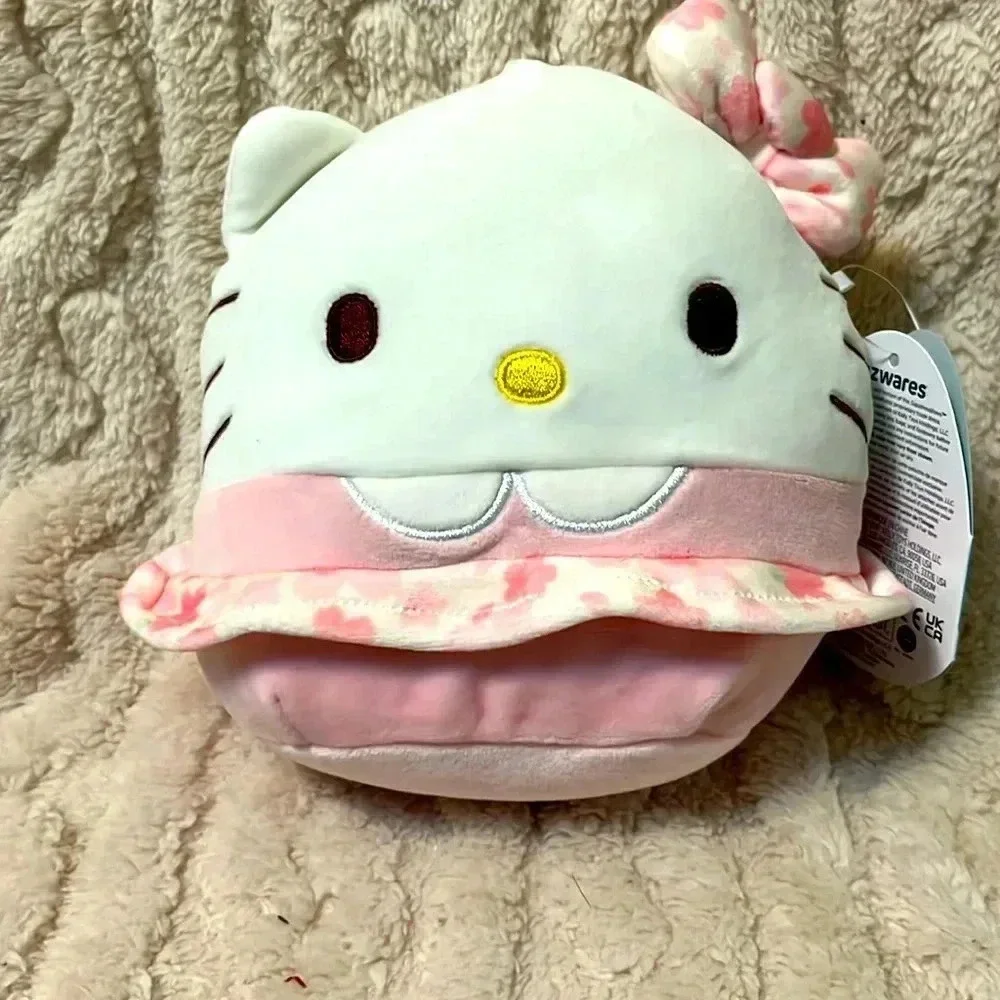 Hello Kitty Squishmallows